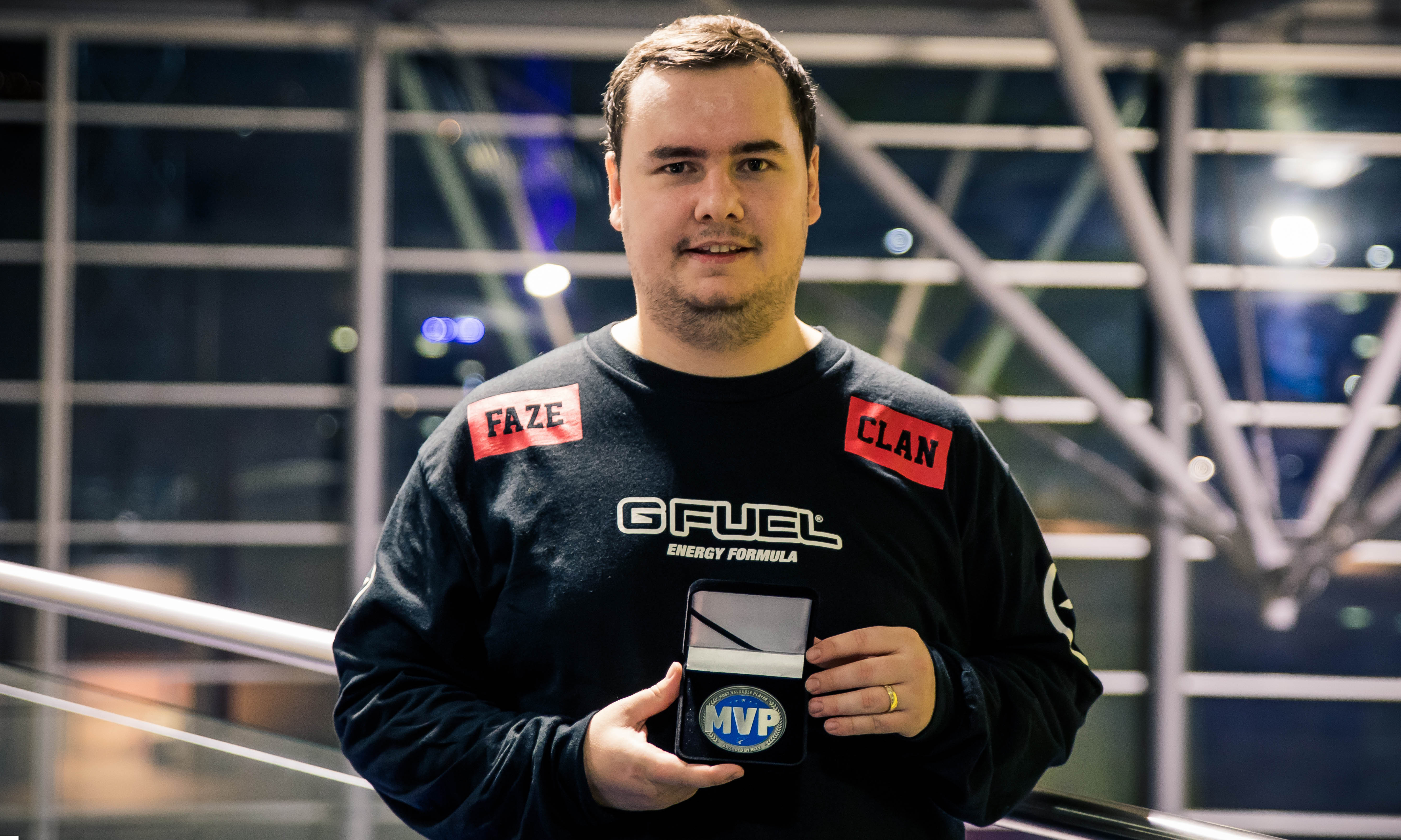 T1 主宰 DN Freecs ， Hanwha Life Esports 击败 Nongshim RedForce 于 LCK 2025 赛季